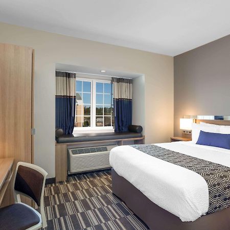 Microtel Inn Suites By Wyndham Саут-Хілл Екстер'єр фото