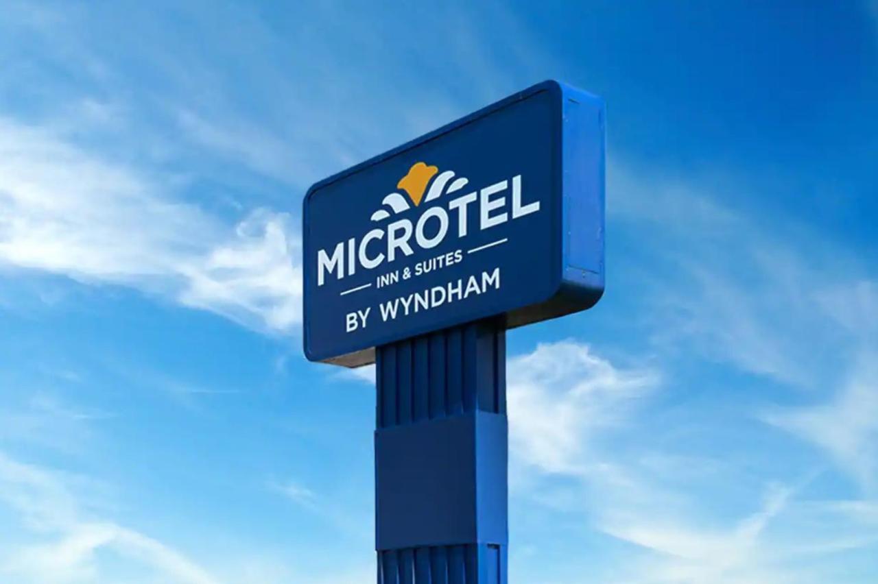 Microtel Inn Suites By Wyndham Саут-Хілл Екстер'єр фото